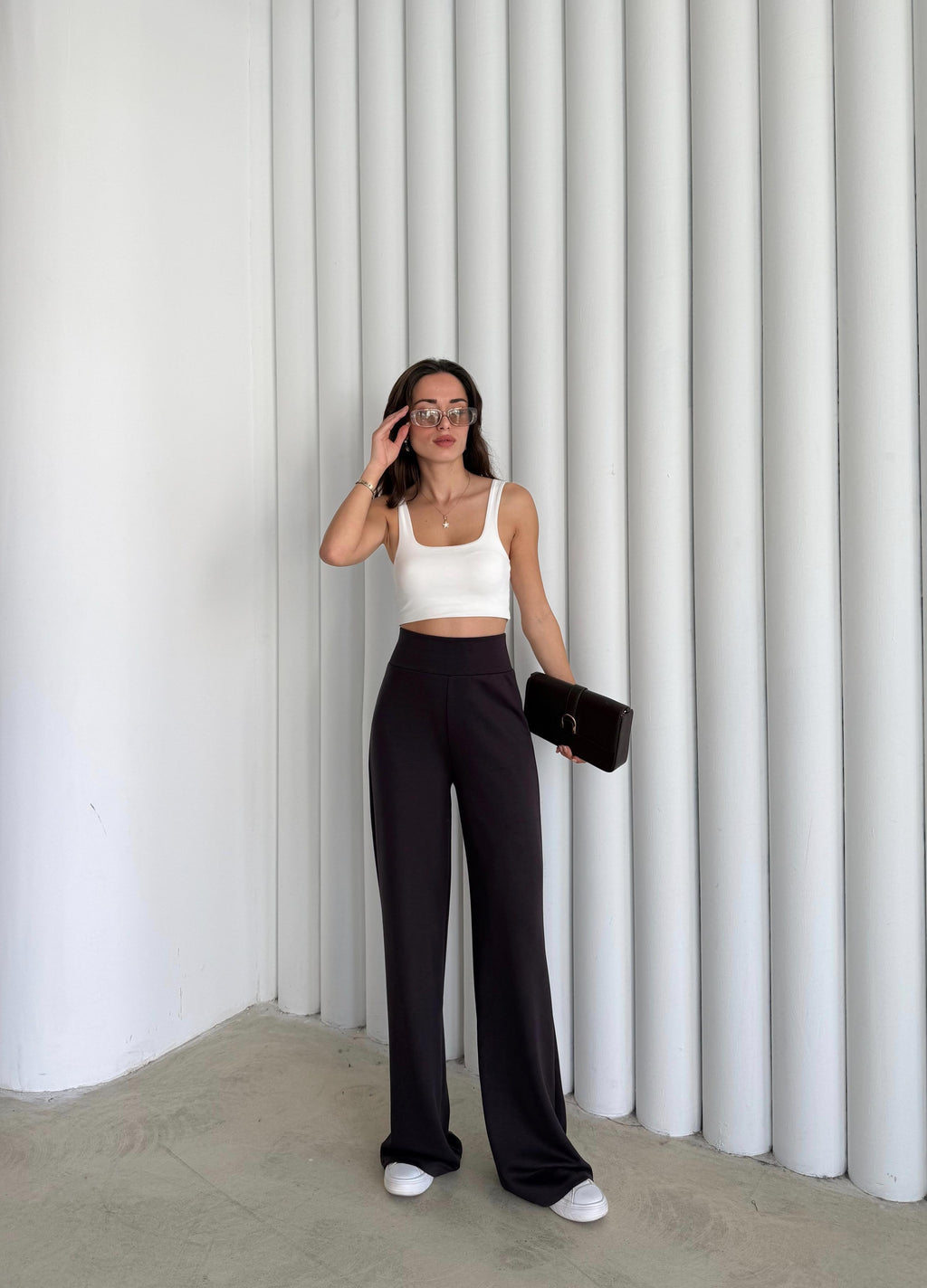 Kadın Kahverengi Renk Modal Kumaş Bol Paça Yumuşak Dokulu Yüksek Bel Likralı Pantalon